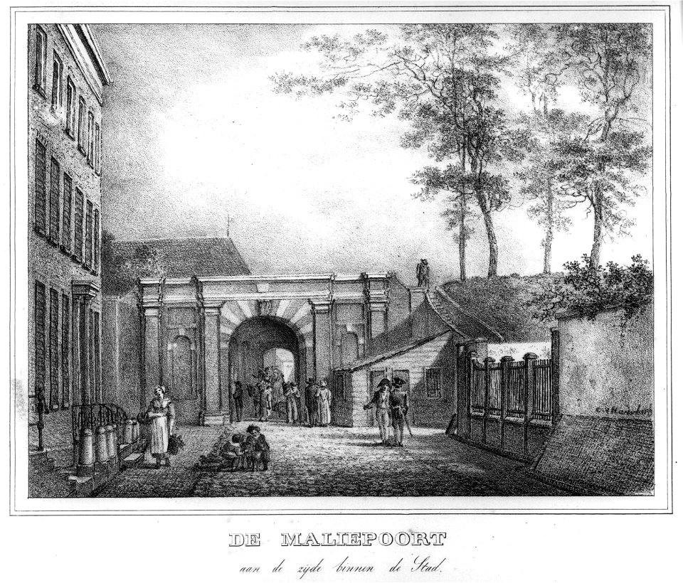 HUA-36564-Gezicht vanuit de Brigittenstraat te Utrecht op de stadswal met de Maliepoort uit het zuidwesten
