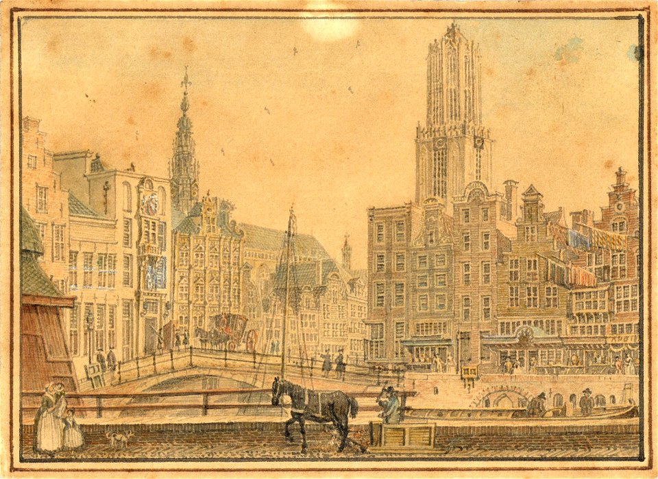 HUA-35770-Gezicht op de Oudegracht te Utrecht uit het noordoosten met links de huizen aan de Stadhuisbrug rechts enkele huizen aan de westzijde van de gracht en