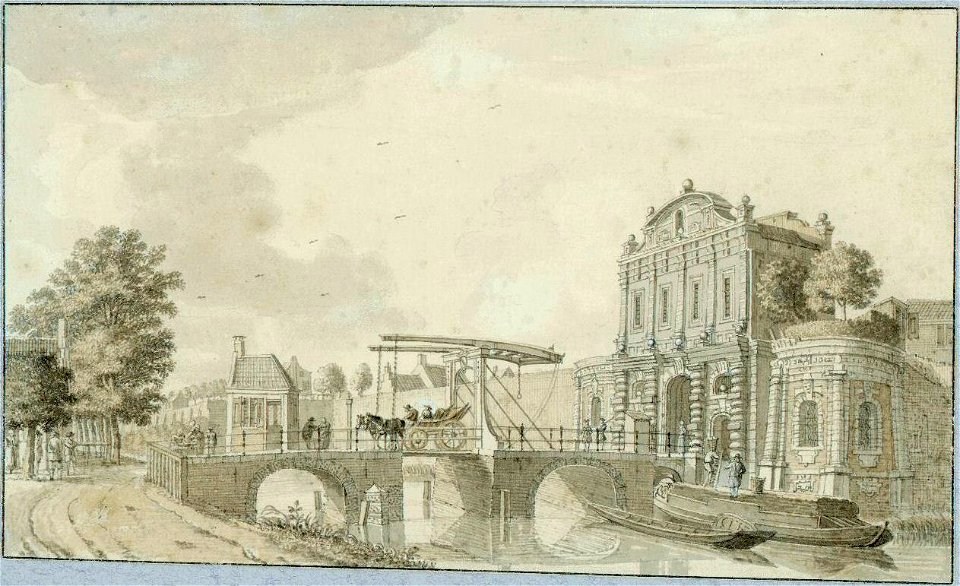 HUA-36482-Gezicht vanaf de singel over de stadsbuitengracht op de Catharijnepoort en brug te Utrecht uit het zuiden