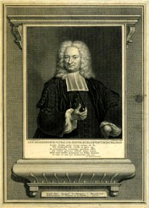 HUA-31859-Portret van A Drakenborch geboren 1684 hoogleraar in de geschiedenis aan de Utrechtse hogeschool 1716 1748 overleden 1748 Te halve lijve van voren sta