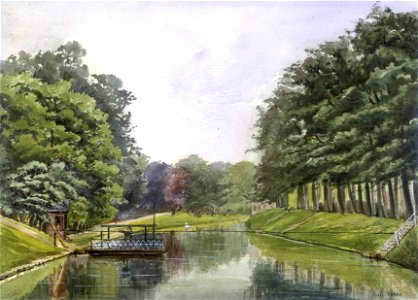 HUA-31659-Gezicht over de stadsbuitengracht te Utrecht met het overhaalschuitje bij de Lange Smeestraat met links het plantsoen en rechts de bomen langs de Cath