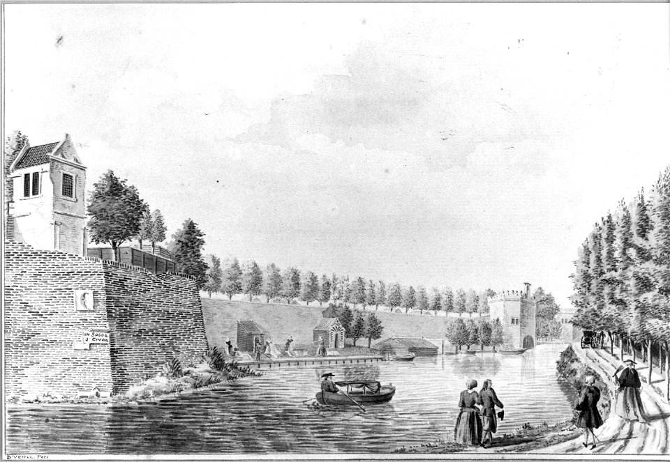 HUA-36392-Gezicht vanaf de singel over de stadsbuitengracht op de stadswal te Utrecht uit het zuiden met links het bastion Manenburg rechts de toren op het St S
