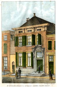 HUA-36135-Gezicht op de voorgevel van het huis Kromme Nieuwegracht 352 te Utrecht en van een gedeelte van de beide buurhuizen NB het adres Kromme Nieuwegracht G