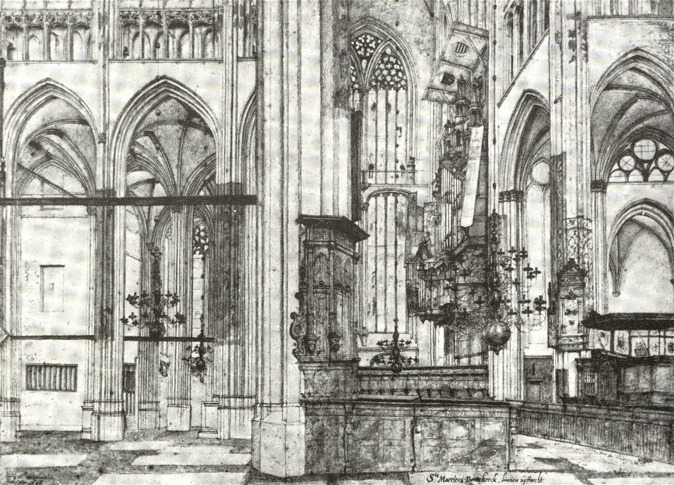 HUA-601600-Interieur van de Domkerk schip en noordertranseptarm uit het zuiden