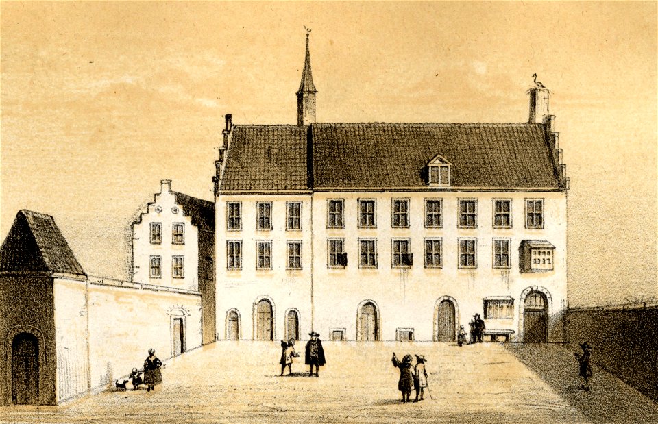 HUA-37678-Gezicht op het Provinciaal Gerechtshof in de hoofdgebouwen van de voormalige St Paulusabdij te Utrecht vanaf het voorplein uit het zuiden
