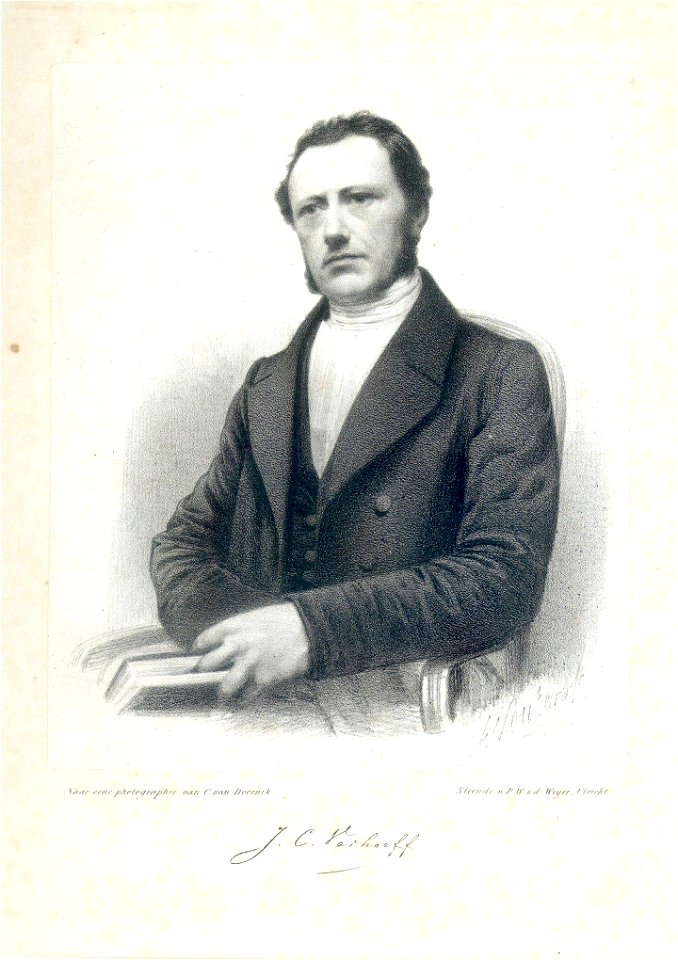 HUA-39274-Portret van JC Verhoeff geboren 1821 hervormd predikant te Utrecht overleden 1904 Te halve lijve links zittende