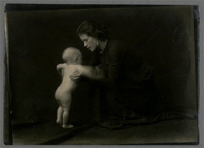 Ida John with her son, David (5349076)