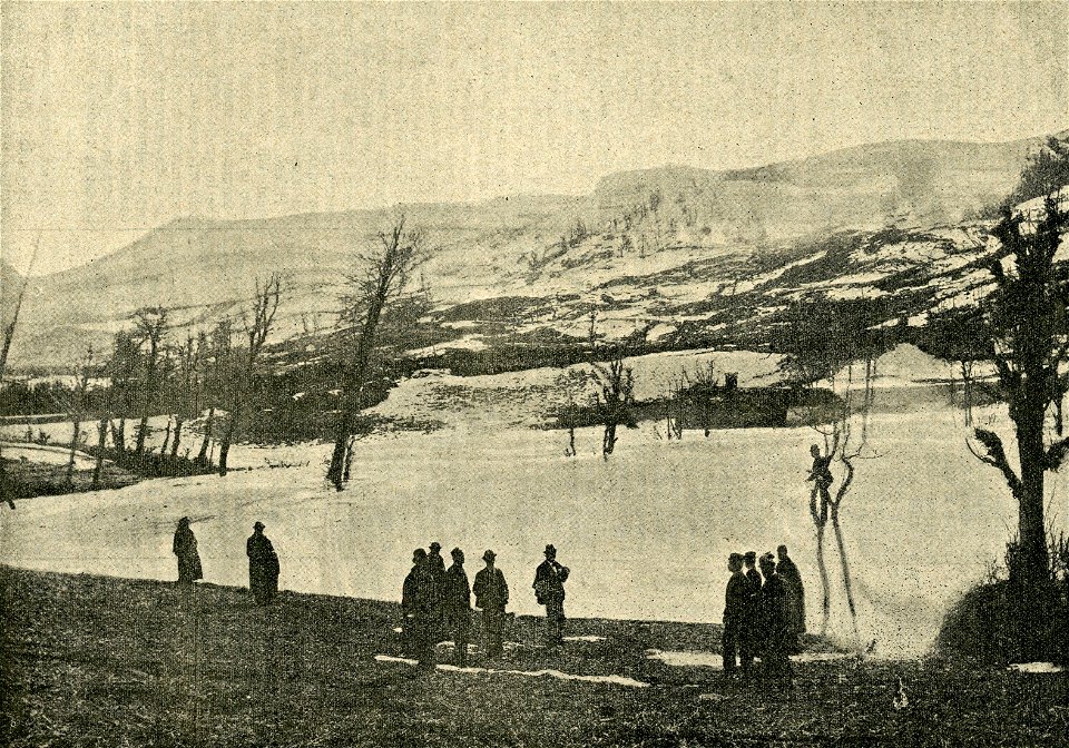 Il nuovo lago di Sant’Anna a Pelago formatosi al posto d’una collina sprofondata