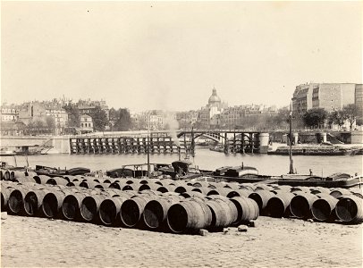 Image blancard hippolyte une estacade vue depuis le port aux vins paris ph73835 1015700