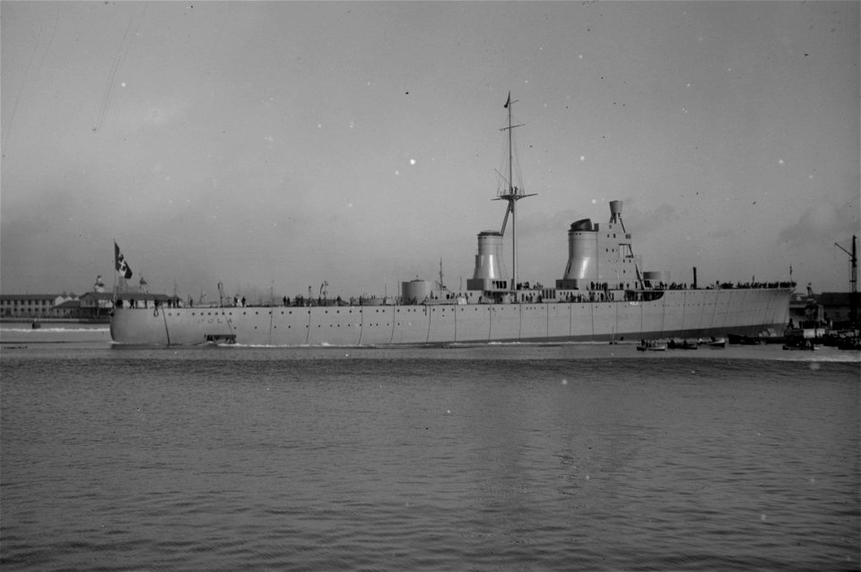 Incrociatore Pola, Livorno 1931 - san dl SAN IMG-00001352