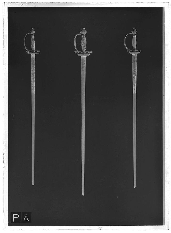 Infanteriofficersvärja, Sverige, 1700-talets mitt - Livrustkammaren - 77835-negative
