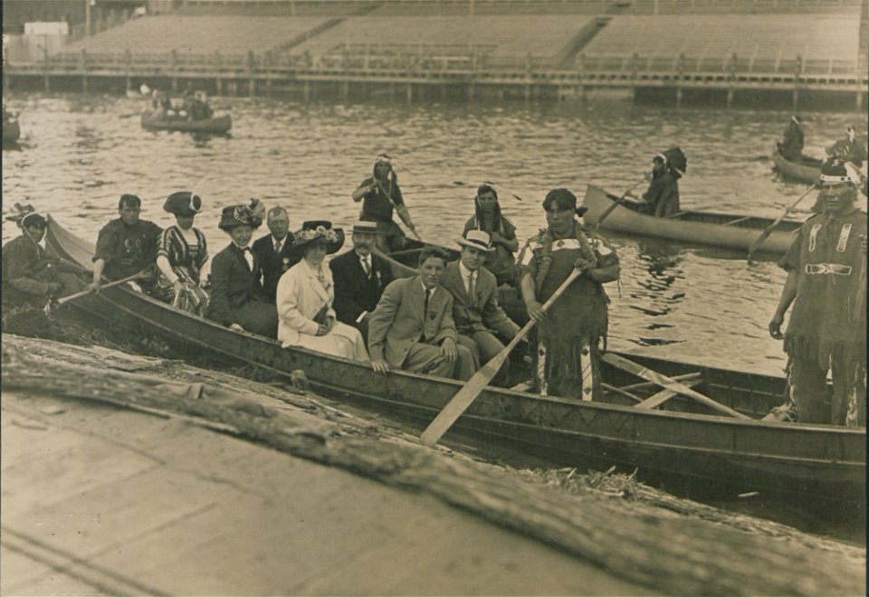 Indian canoe, regatta day (HS85-10-31087)