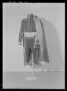 Jacka hörande till Karl XIV Johans lilla serafimerordendräkt - Livrustkammaren - 1881