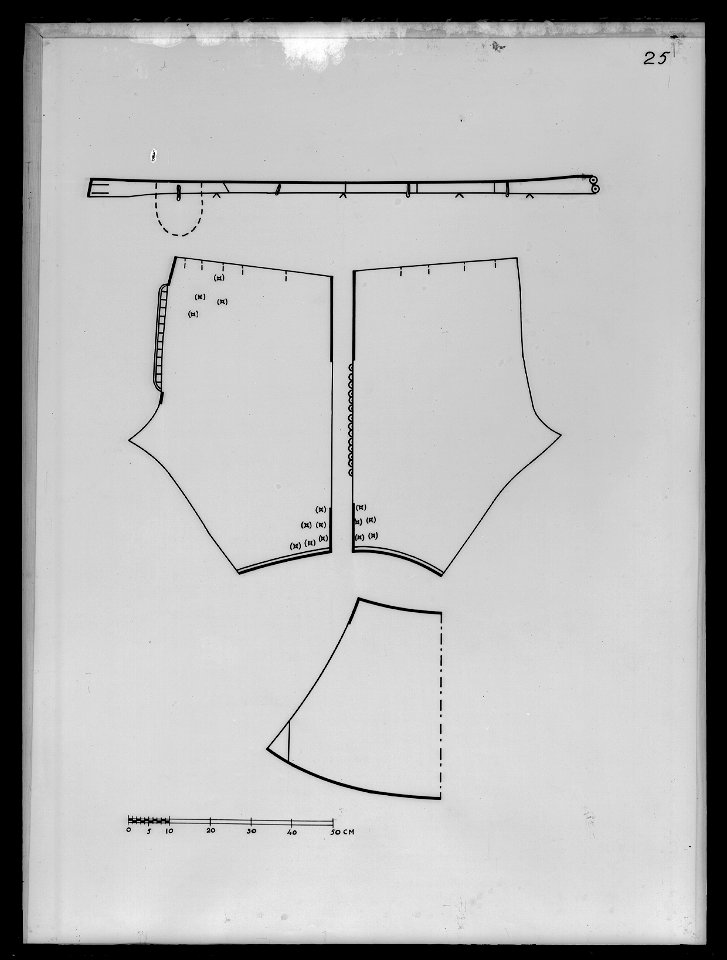 Jacka av grå kamlott. Tillhört Karl X Gustav (1622-1660) - Livrustkammaren - 25919