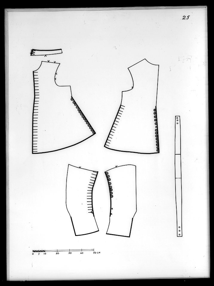Jacka av grå kamlott. Tillhört Karl X Gustav (1622-1660) - Livrustkammaren - 17357
