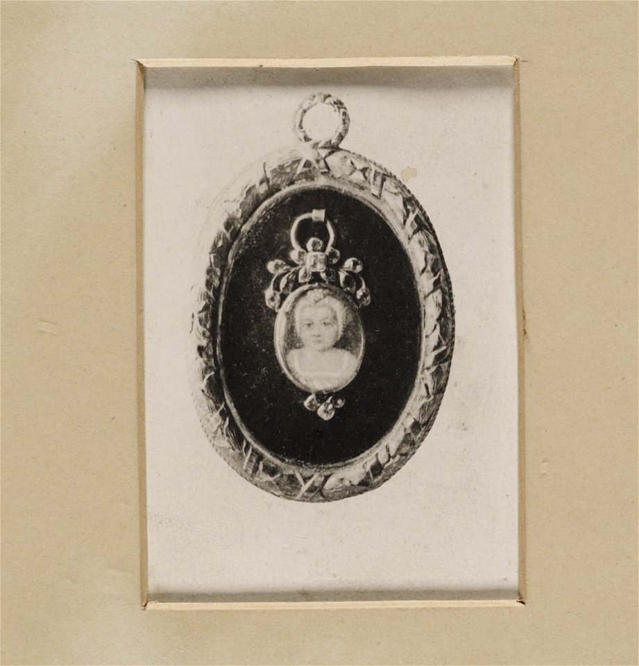 Jacobite broadside - Miniature of Prince Charles Edward Stuart as a child 02