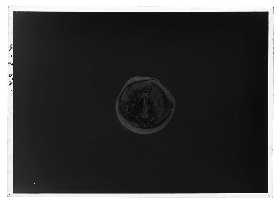 Käpp av kanelträ med förgyllda silverbeslag med Vasavapnet, ca 1540-1560 - Livrustkammaren - 78101-negative