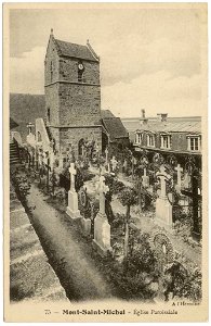 L'église paroissiale vue du cimetière