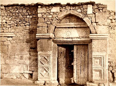 John Henry Haynes. Portal of Khan or caravanerai at Suvereh (id.13993430)