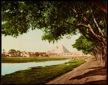 Kairo, les pyramides depuis la route LCCN2017649098