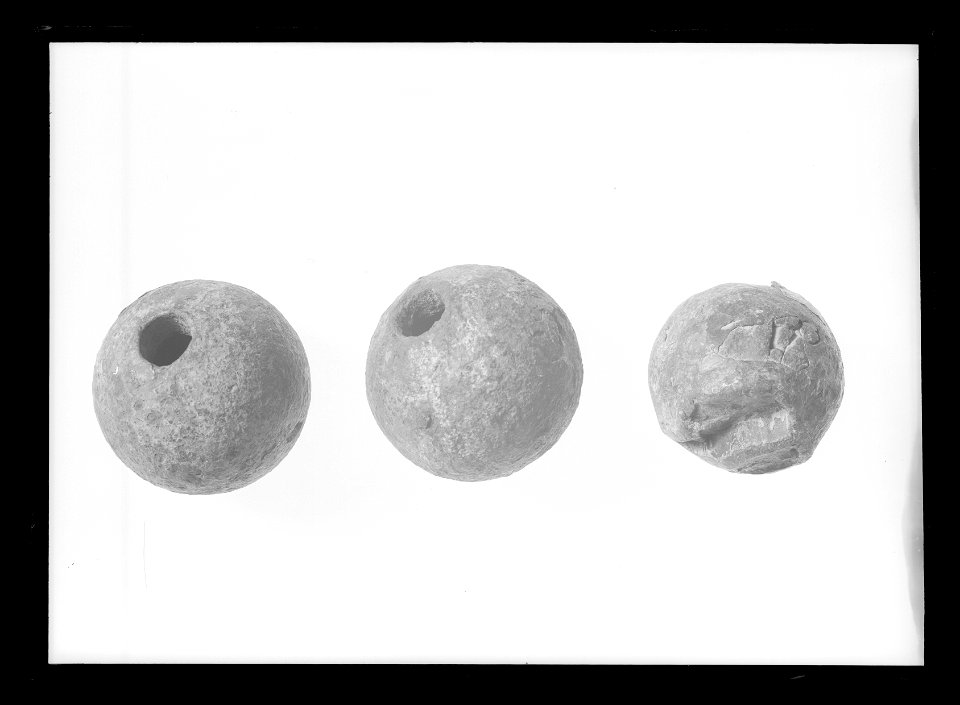 Kanonkula av sten och bly - Livrustkammaren - 1089