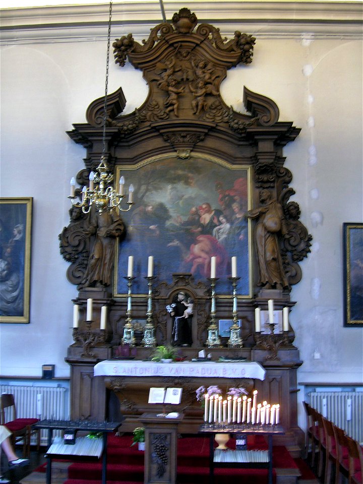 Kapucijnenkerk.StAntoniusaltaar01