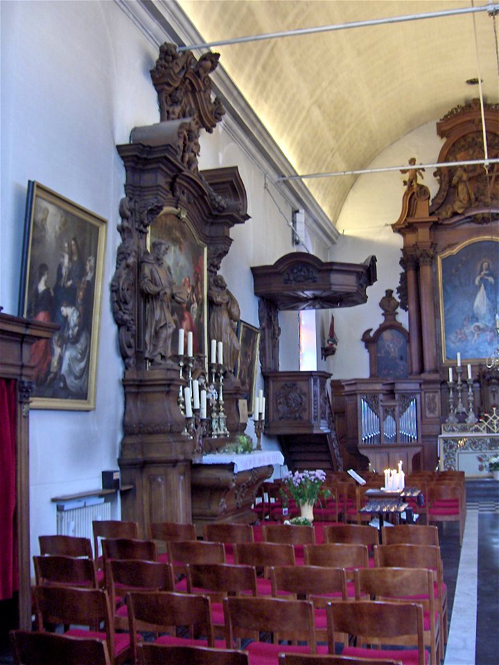 Kapucijnenkerk.linkerbeuk