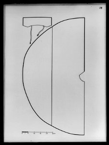 Kappa av svart sidenrips med spetsgarnering - Livrustkammaren - 8797. Free illustration for personal and commercial use.
