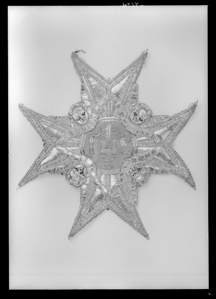 Kappkraschan för riddare av Serafimerorden, Sverige, 1800-talets början - Livrustkammaren - 51940
