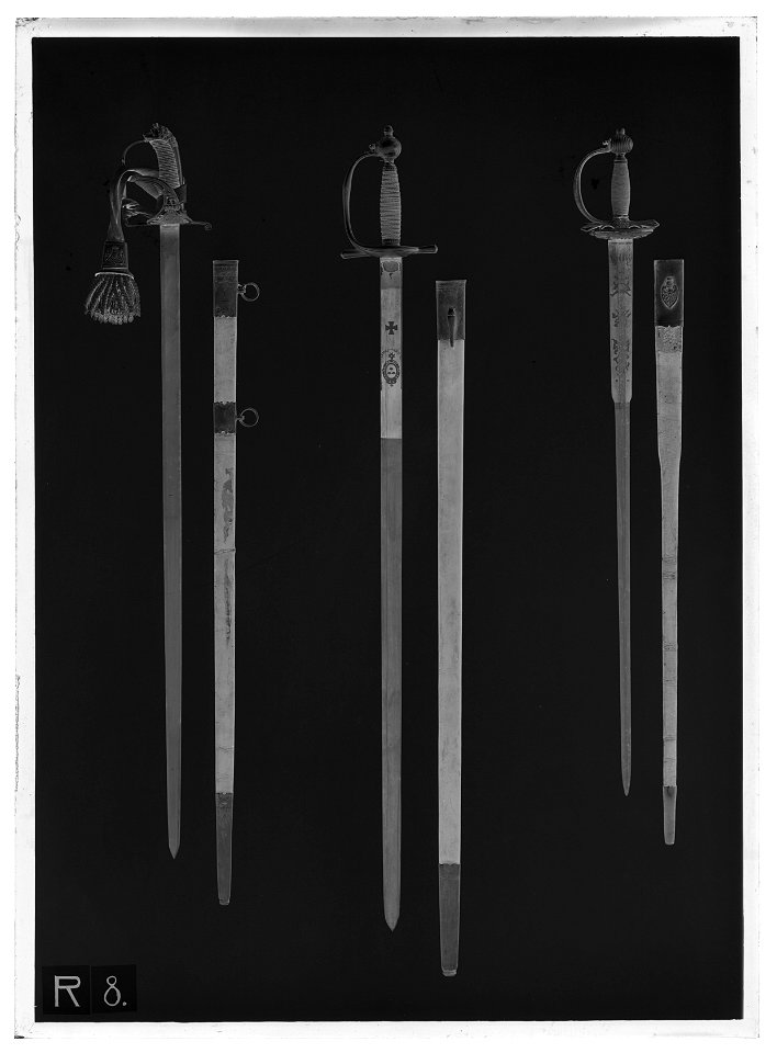 Kavalleriofficersvärja, 1800-talets början - Livrustkammaren - 69269-negative