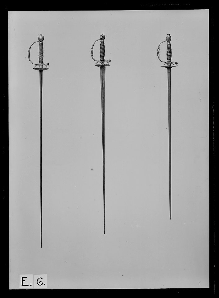 Kavaljersvärja klinga Spanien c. 1800 - Livrustkammaren - 35032