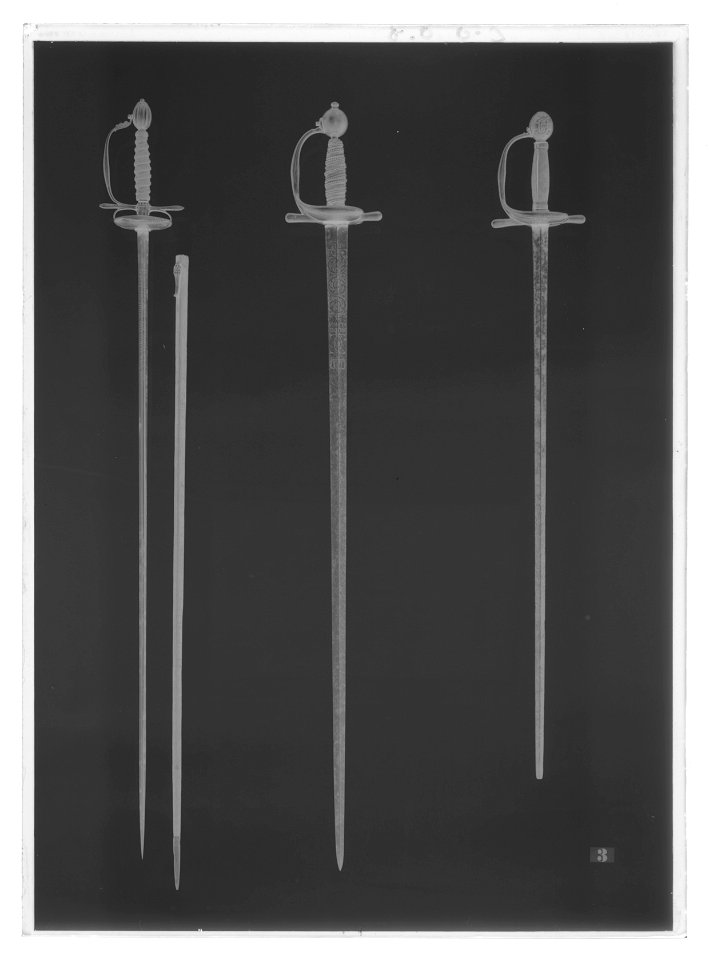 Kavaljersvärja, duellvapen, Frankrike 1660-1680 c - Livrustkammaren - 78607-negative