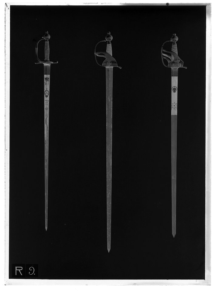 Kavalleriofficerspallasch, Sverige, 1770-tal - Livrustkammaren - 77828-negative