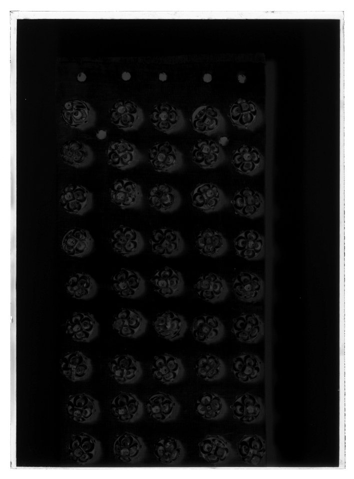 Knappar, 76 st, ca 1600 - Livrustkammaren - 35864-negative