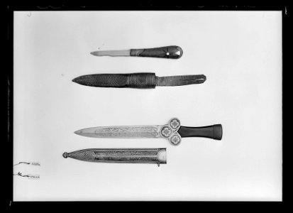 Kniv, 1800-talet med samhörande balja nr 4847 - Livrustkammaren - 68962