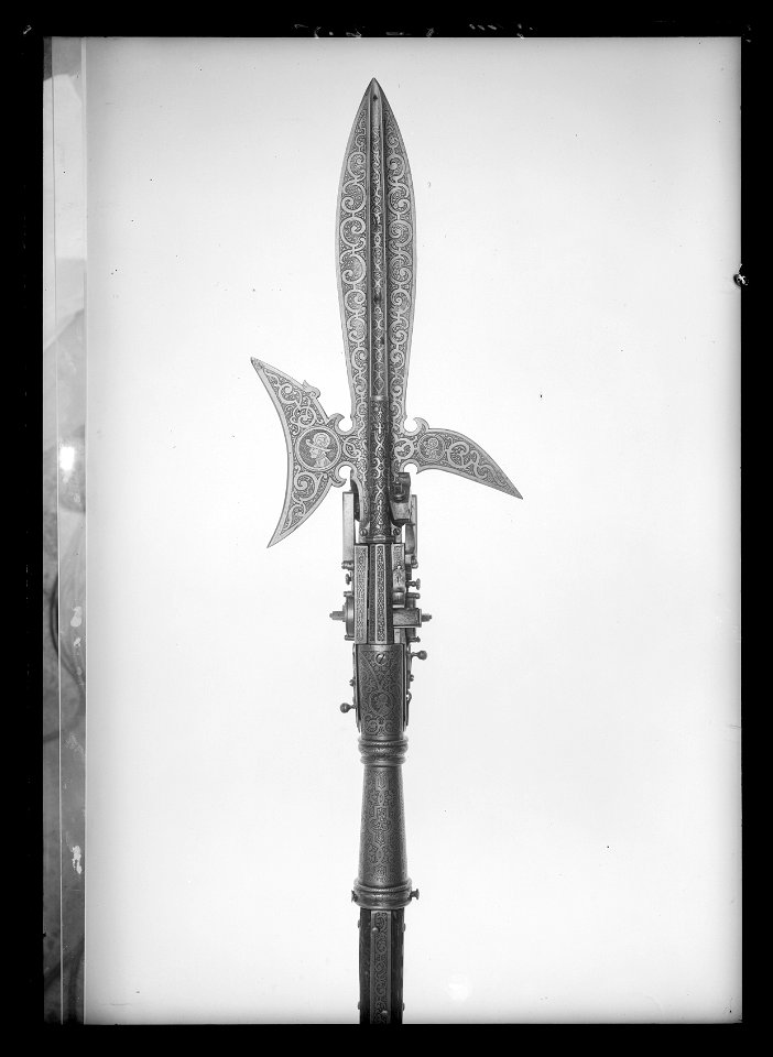 Kombinationsvapen hillebard-hjullåspistoler - Livrustkammaren - 44170