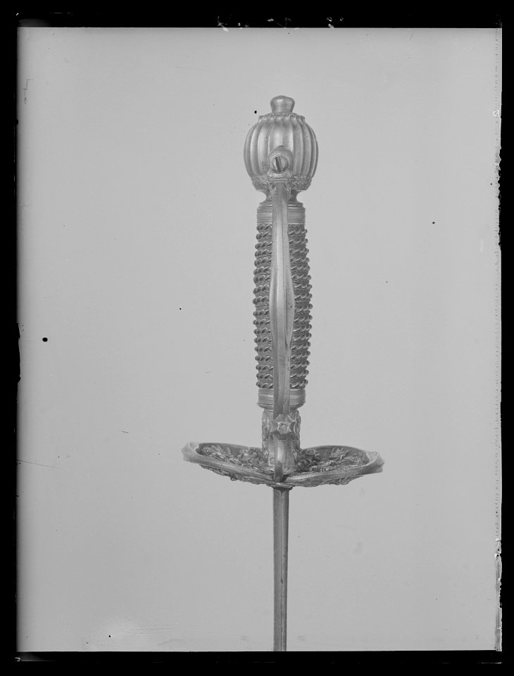 Kommendervärja, Sverige, tillverkad i Sachsen 1706-1707 - Livrustkammaren - 19583