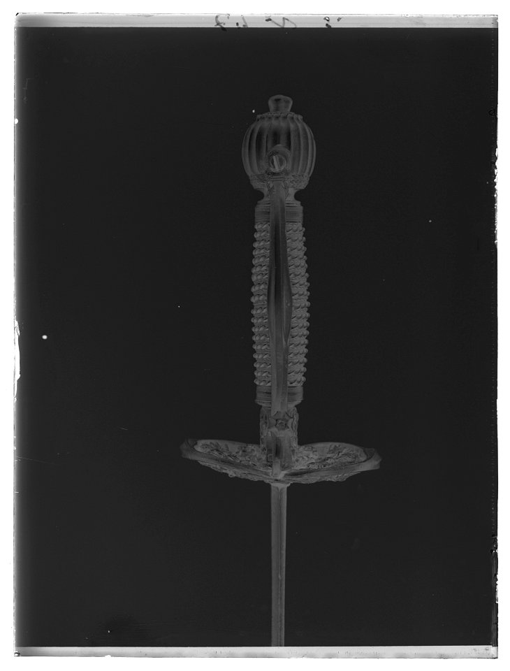 Kommendervärja, Sverige, tillverkad i Sachsen 1706-1707 - Livrustkammaren - 19583-negative