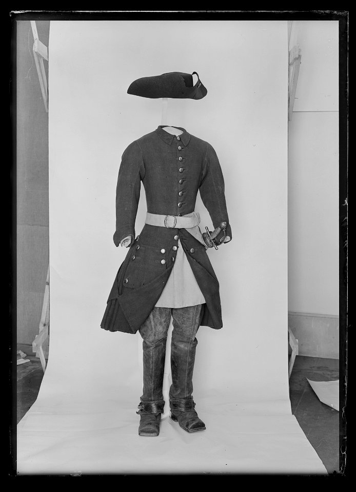 Kommendervärja, Sverige 1715-1718, e.u. använd av Karl XII vid Fredrikshald 1718 - Livrustkammaren - 17618