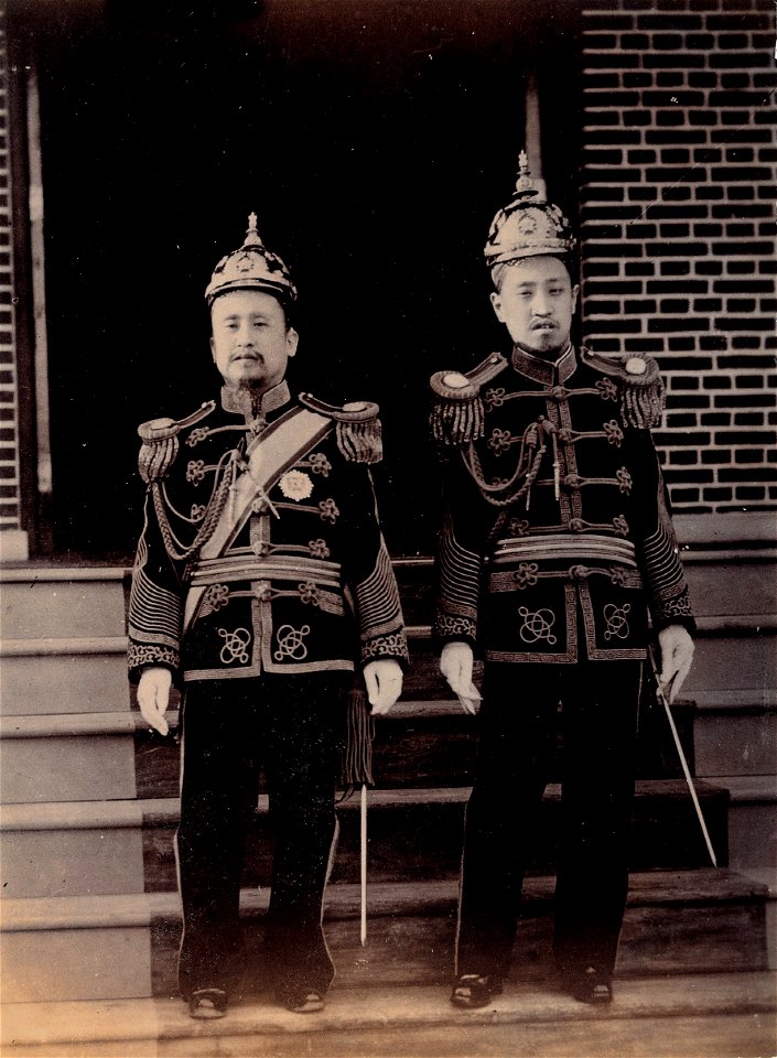 Korean Emperor Gojong and Crown Prince Yi Cheok