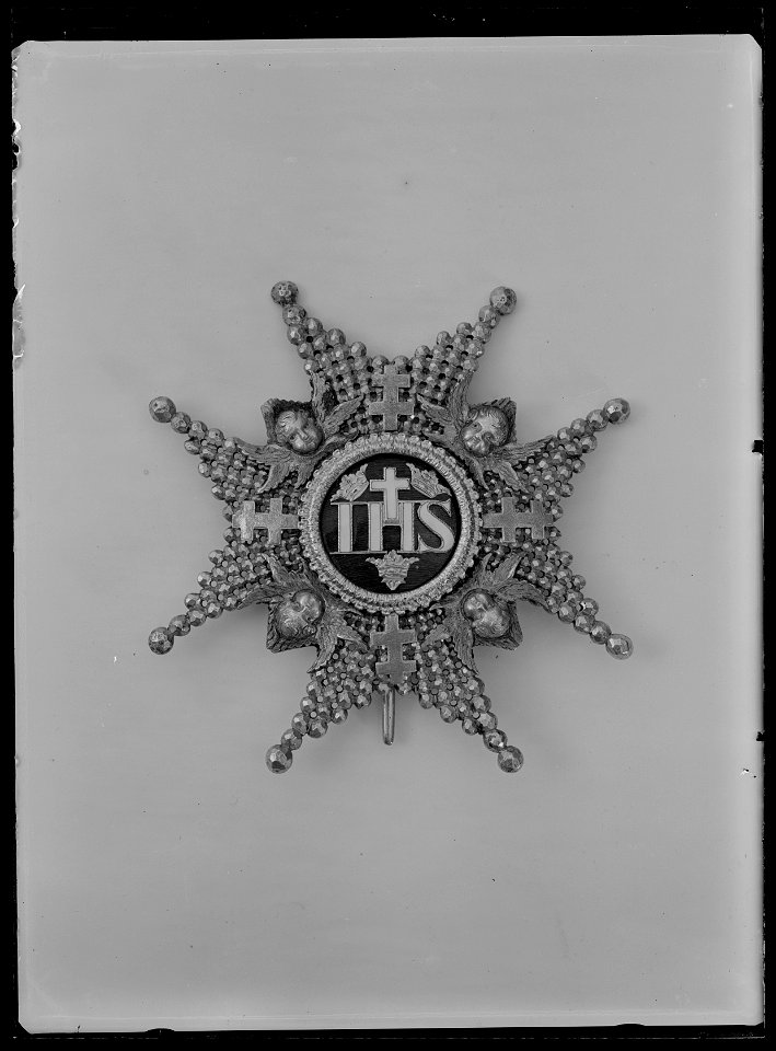 Kraschan m: 1873 för riddare av Serafimerorden, Sverige - Livrustkammaren - 814