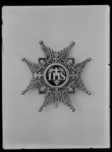 Kraschan m: 1873 för riddare av Serafimerorden, Sverige - Livrustkammaren - 814