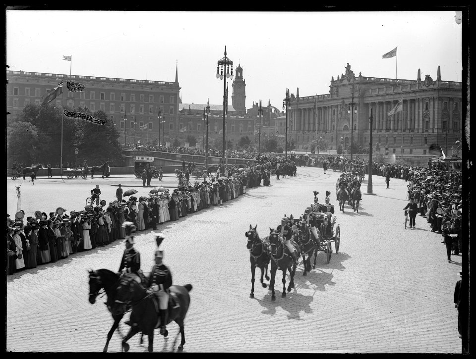 Kortege på Gustav Adolfstorg - Livrustkammaren - 34337