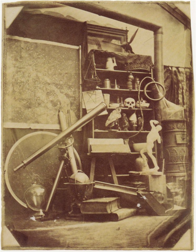 Krone, Hermann - Stilleben - »Beim Astrologen«, Dresden (Zeno Fotografie)