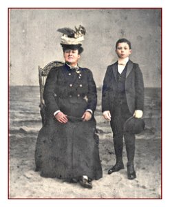La Goulue met zoon Victor, 1905