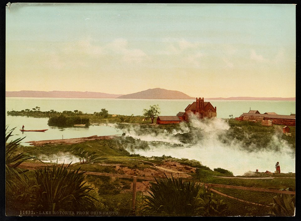 Lake Rotorua from Ohinemutu LCCN2017657822