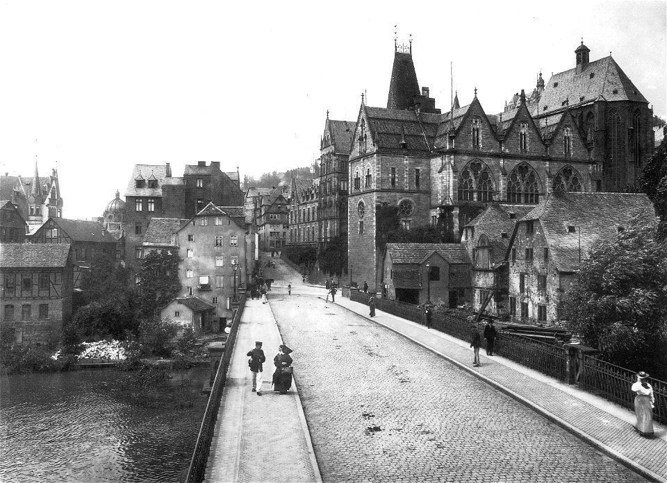 Marburg Stadtansicht von der Weidenhäuser Brücke 1905