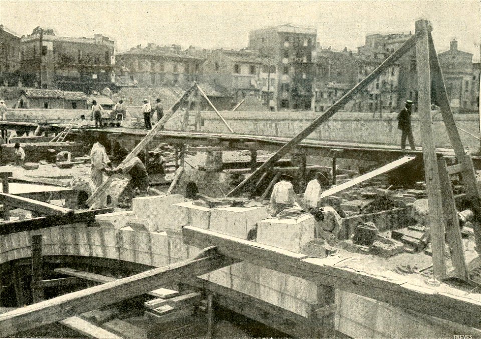 Lavori del nuovo ponte Cavour sul Tevere a Roma