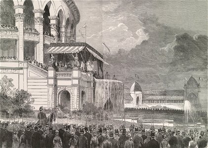 Le maréchal-président de la république proclamant, du haut de la terrasse du Trocadéro, l'ouverture de l'exposition universelle