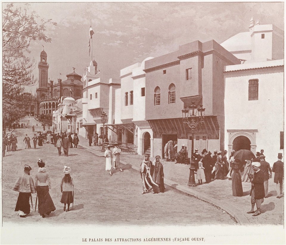 Le palais des attractions algériennes, façade Ouest